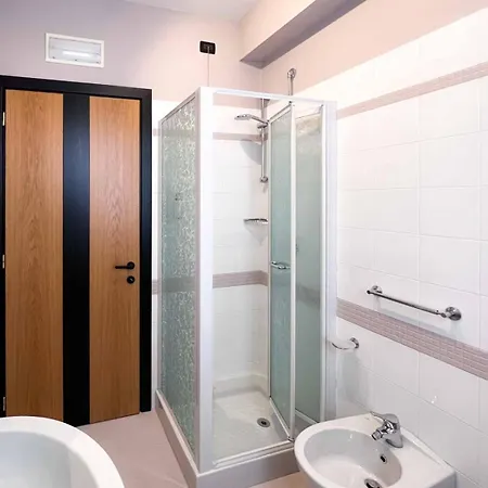 Sensole Contemporanea Hotel 3*